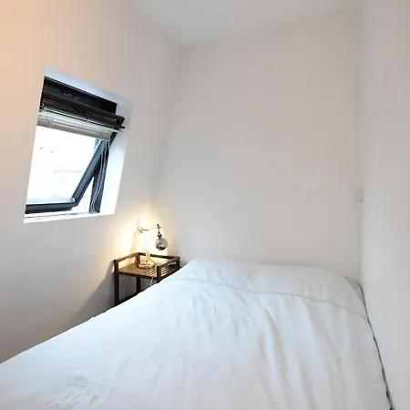 Nice Apt At 10 Min From The Pantheon Апартаменты *